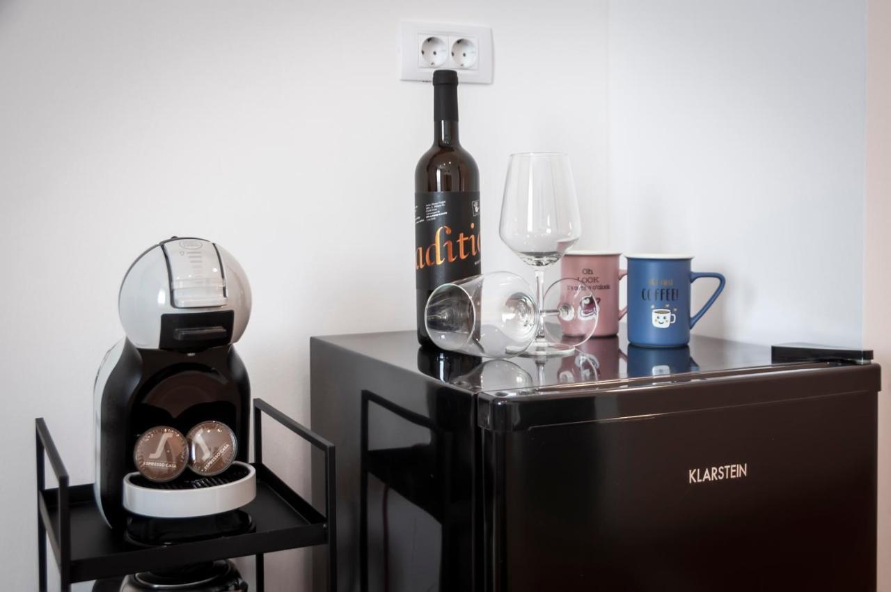 Jazz Rooms And Apartments Ровинь Экстерьер фото