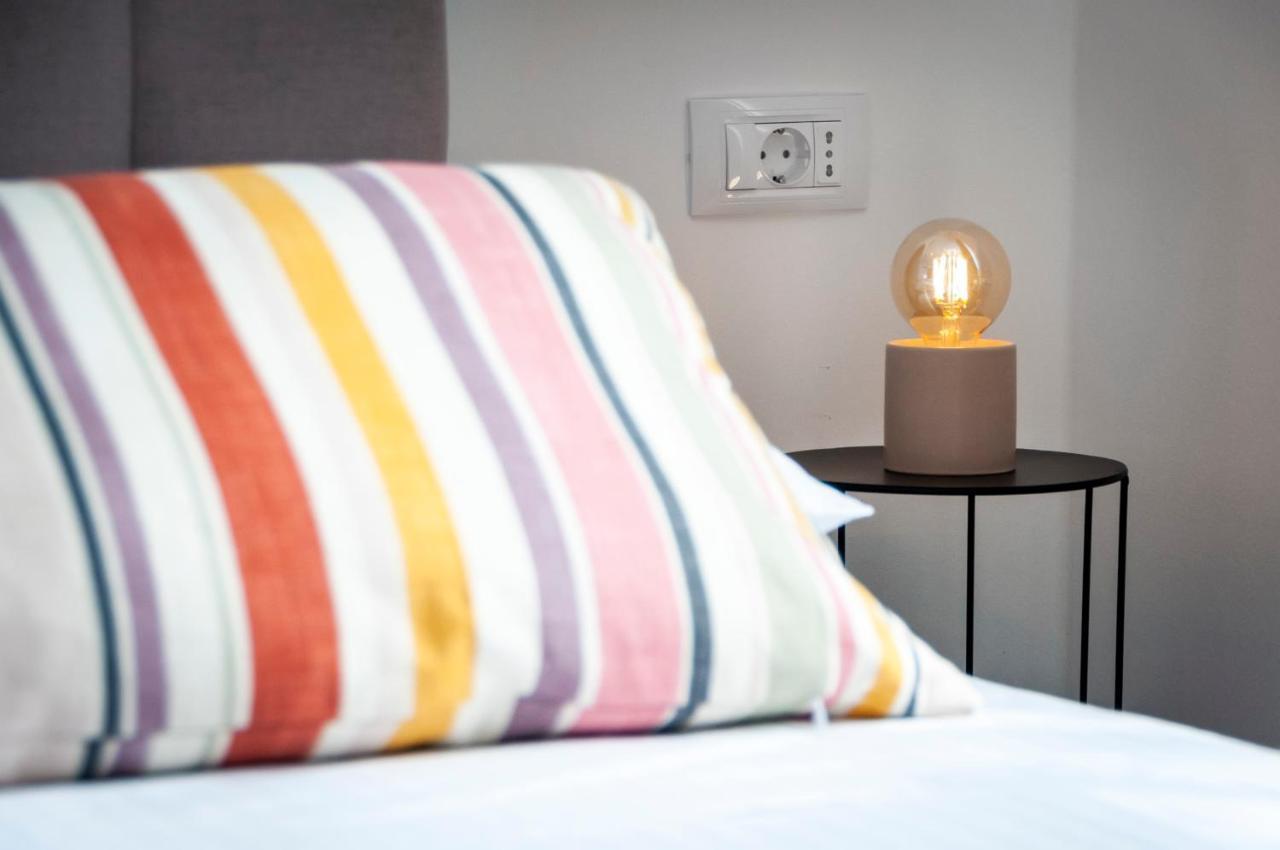 Jazz Rooms And Apartments Ровинь Экстерьер фото